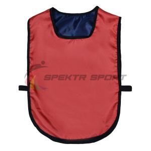Купить Манишка футбольная двусторонняя универсальная Spektr Sport красно-синяя в Обояни 